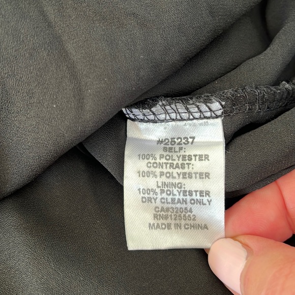 Anthropology Guest Editor Size M Womens Blouse Color Black - Picture 6 of 6